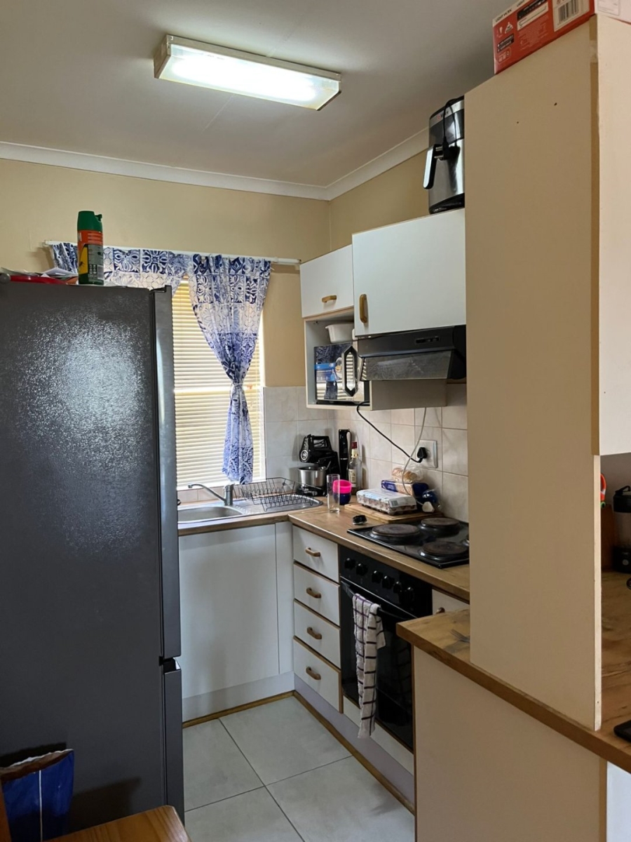 2 Bedroom Property for Sale in Despatch Central Eastern Cape